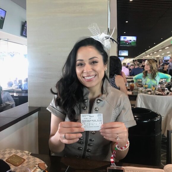 Meet your Posher, Sarah - Picture 3 of 6